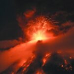 Volcán de Fuego entra en fase explosiva; Guatemala activa alerta anaranjada